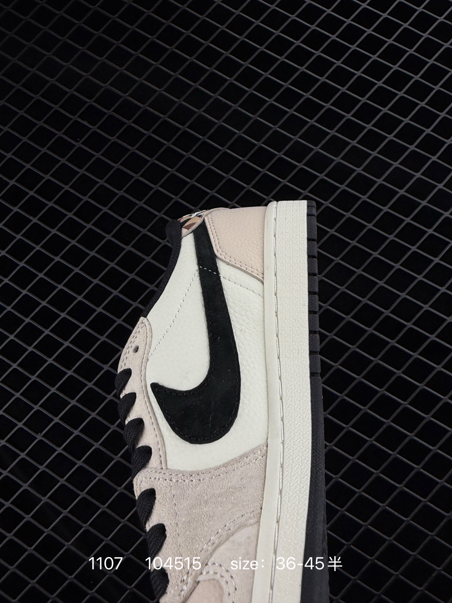 Travis Scott x Air Jordan 1 Low